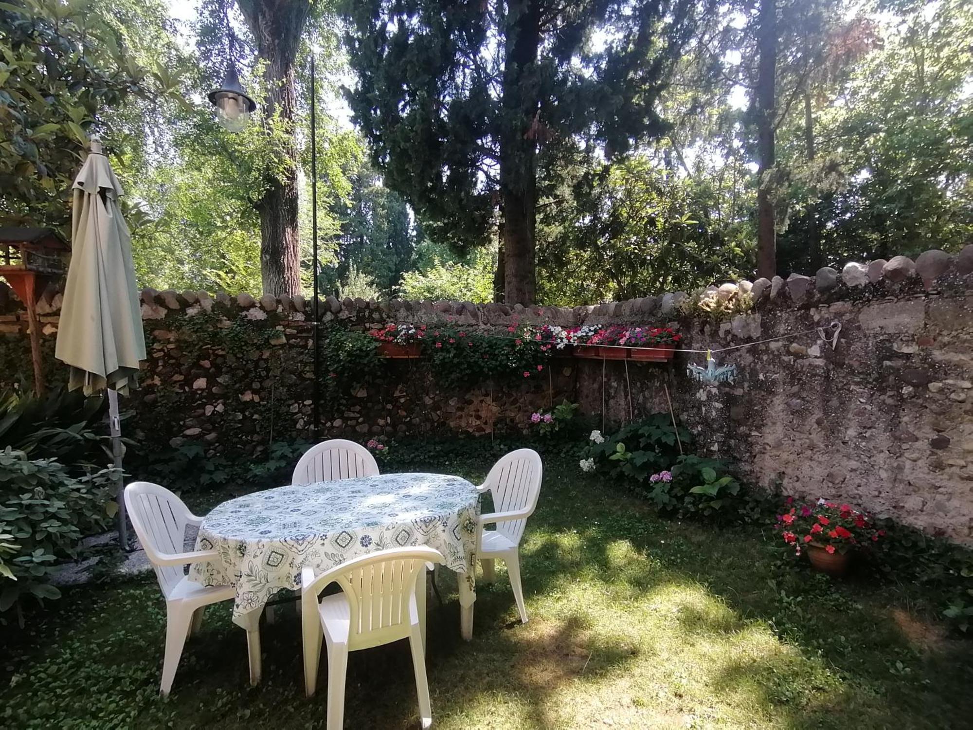 Апартаменты La Casa Di Marzia Бардолино Экстерьер фото