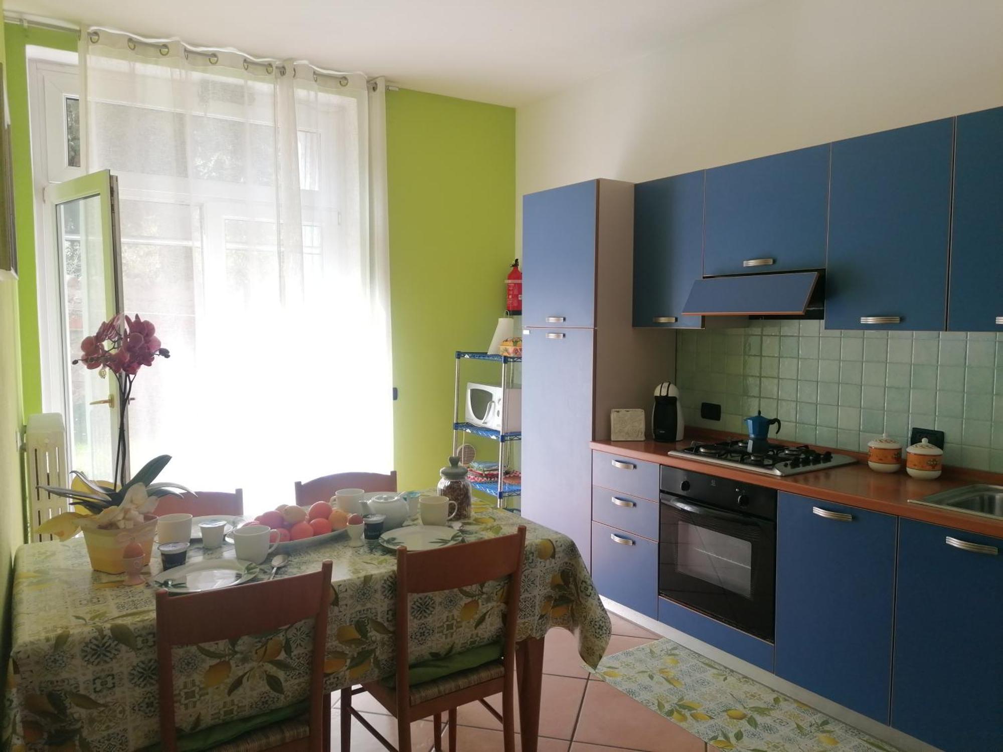 Апартаменты La Casa Di Marzia Бардолино Экстерьер фото
